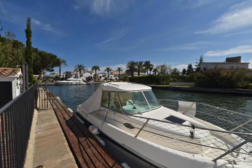 Chalet al canal gîte à louer Empuriabrava