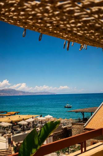 منظر, Mylos Hotel Apartments in بلاتانياس