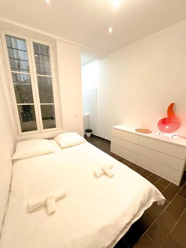 A Comfortable Apartment in Paris