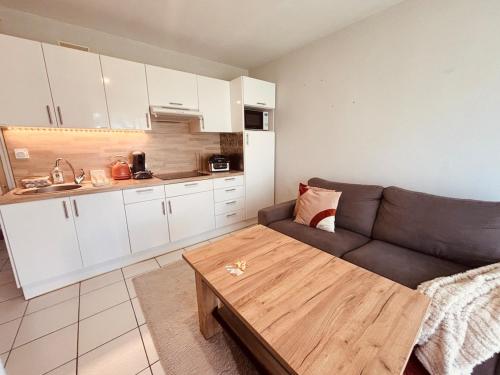 charmant appartement en rez de jardin avec parking