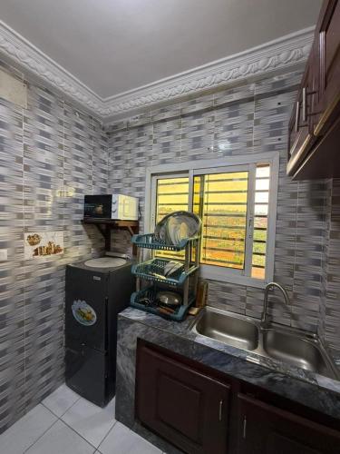 Elisha Luxury Residence Secure WiFi AC Unit B - image 4