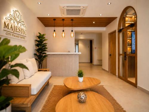 Majestic City Palace Hotel in Willemstad