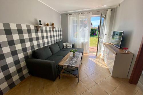 2 bedrooms, 4 beds