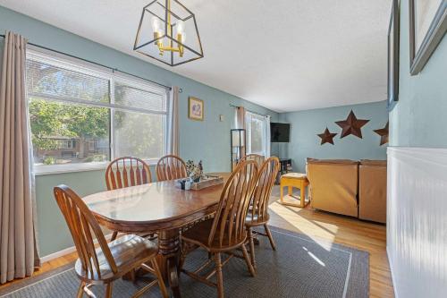 6bd Near Garden Of The Gods-palmer Park - Colorado Springs, CO