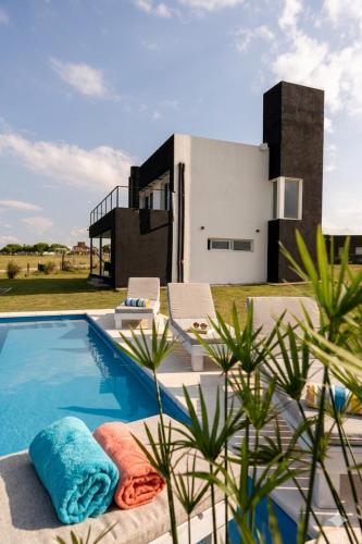 Casa vista lago Puerto del Águila Potrero de garay