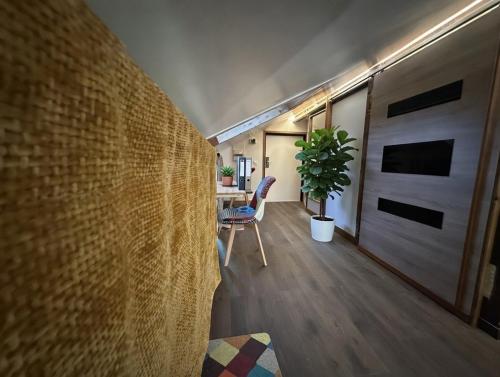Lobby, Marinha Hôtel in Gentilly