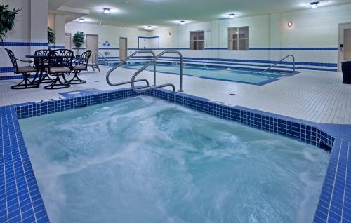 Плувен басейн, Holiday Inn Hotel and Suites-Kamloops By IHG in Kamloops (BC)