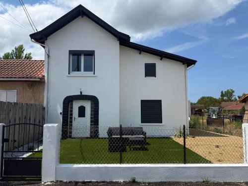 Maison authentique avec spa