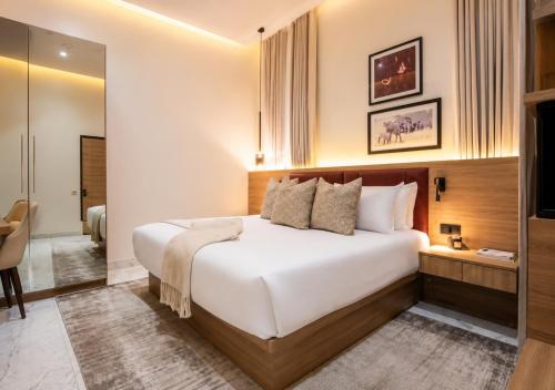 Seng, The Royalton Hotel, Garki Abuja in Abuja