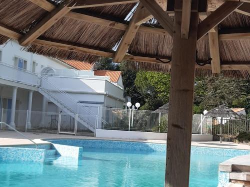 Maison charmante, animaux OK - 4 pers. - FR-1-323-623