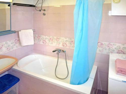 House Katuri 1059 - image 4