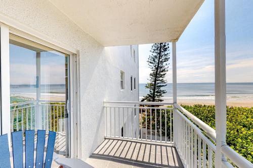 Sandpiper Towers 402