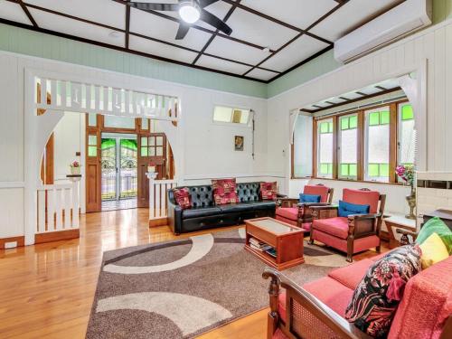 Historic Character-filled Jade Cottage - Ipswich, Australia