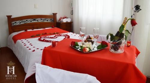 Skats, Hotel Dancar in Pamplona