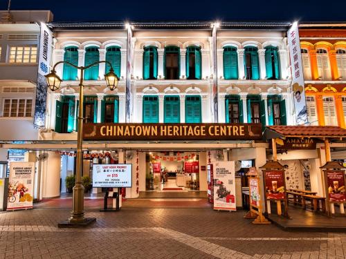 Surrounding environment, Straits Heritage Hostel in Clarke Quay