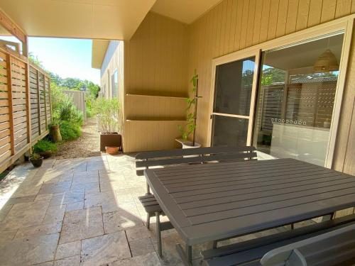Charming Beach Getaway in Valla Beach