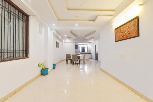 OYO SilverKey 60481 Gayatri Nagar photo 5