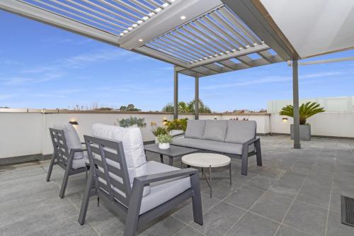 Kilátás, Corner Penthouse with City Views in Armadale in Malvern