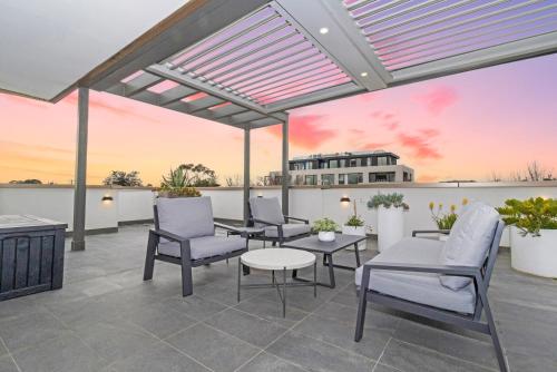 Kilátás, Corner Penthouse with City Views in Armadale in Malvern