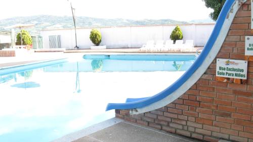 Swimming pool, Centro Recreacional IASCEBOY in Cite