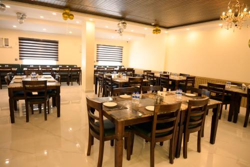 Restaurant, Hotel Grand Mayfair in Dimapur