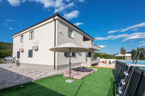 Viesnīcas āriene, Maragora Holiday House & Mini Football in Veliki Bročanac