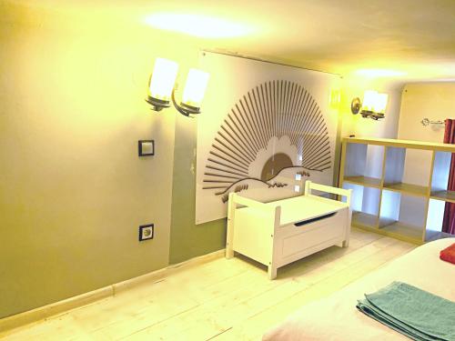 Lilly apartment main train station old town by The Heritage House Main Square Cracow 2