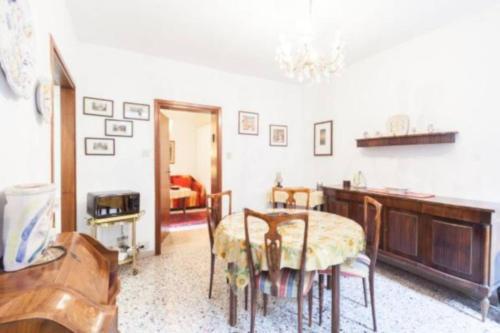 Campiello Chiesa Venezia by Short Holidays - image 2