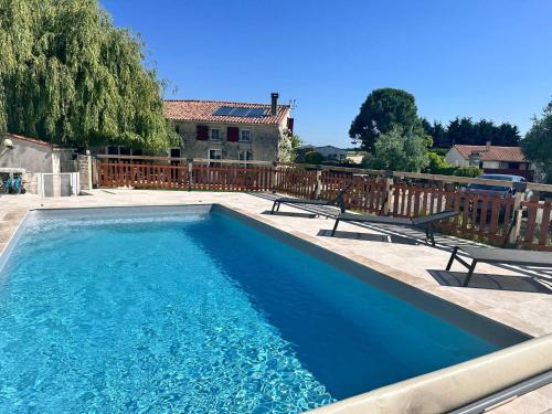 Maison Chez Tiramisù Avec Piscine gîte à louer Coivert