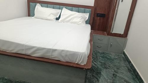 Hotel Kunj Palace