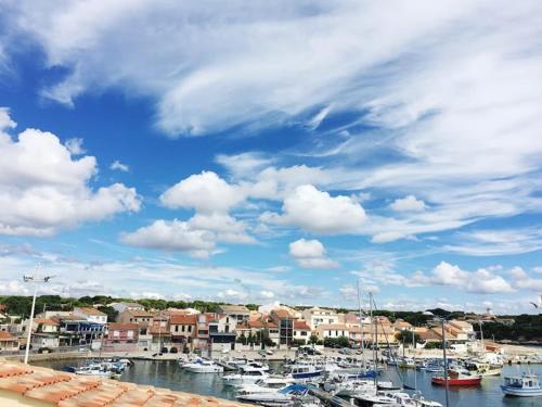 Les Pieds dans l'Eau - Entre port et mer à Carro - Location saisonnière - Martigues