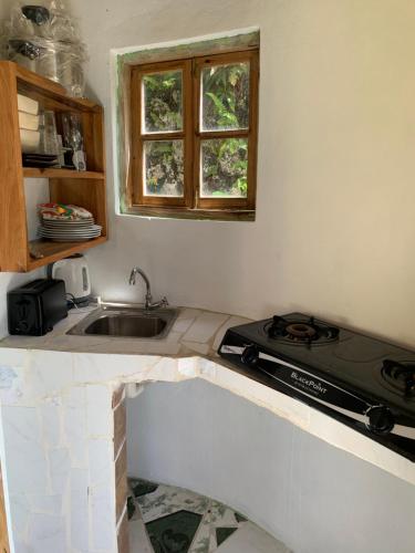 Ackee Tree Rustic Cottage in Drapers