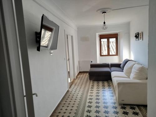 Apartamento con chimenea y jardín