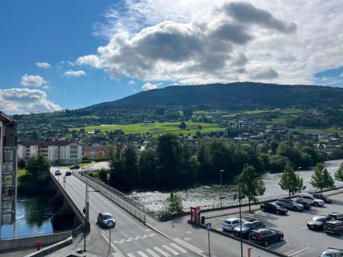 Luxury Balcony River View apt - Heart of Voss in Vossevangen