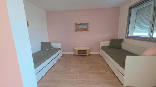 Grand Appartement Tout Équipé - Jusqu'à 8 Voyageurs - Location saisonnière - Clichy