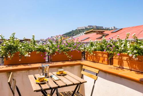Pazzariello Roof by NapoliApartments