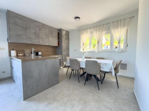 virtuve, Villa Petar Stone in Tijarica