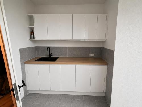 StayFab Rooms & Apartments - image 3