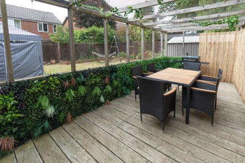 Open Mind Property- 6BRHome, HotTub & Free Parking in Titchfield