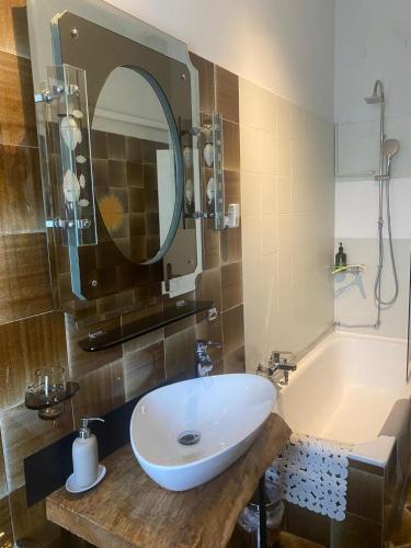 I Ponti Canal House in San Zeno