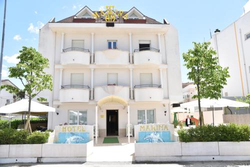 Hotel Marina - image 2