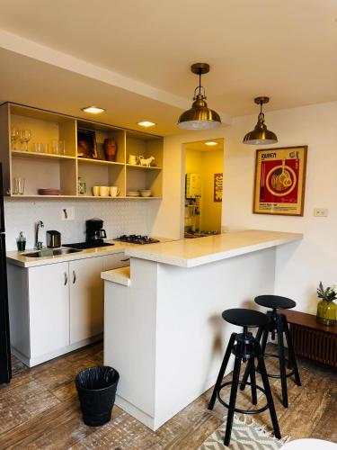 2205 Apartamento Poblado en la zona rosa de medellín