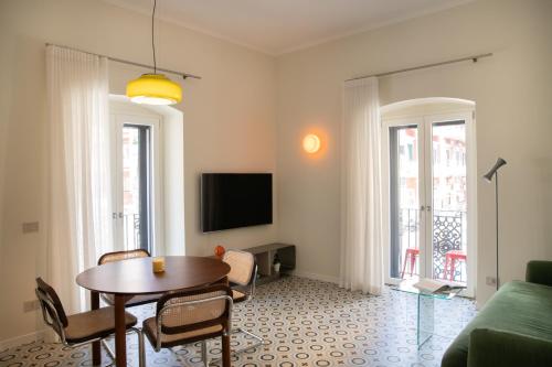 Brand new 100sqm Designer Apartment in the center of Bari - by Pausa Stays