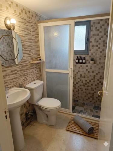 Modern Studio with private Patio - Shmeisani Amman - image 3