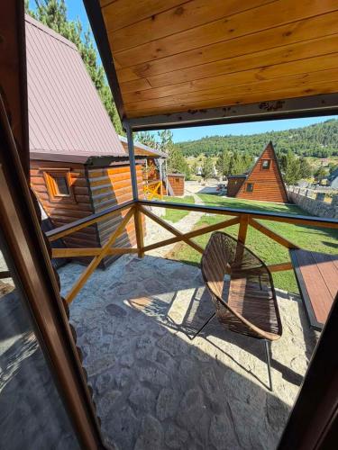 Iekārtas, Vikendice Pod Hum Kučka Korita (Vikendice Pod Hum Kucka Korita) in Korita