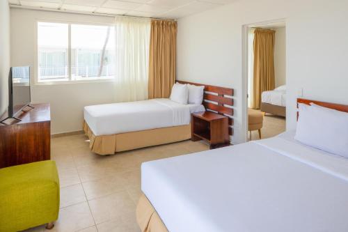 Twin room, garden view