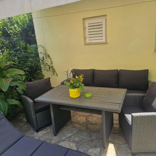 Apartments Veky 3 2