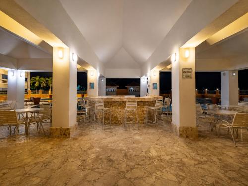 Golden Dream Villas with pool 1st floor in Isabela