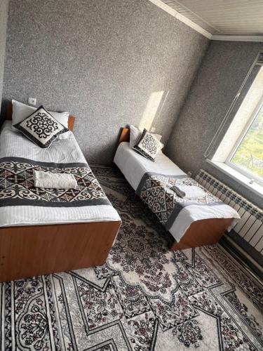 ERLAN Guest House in Baetov
