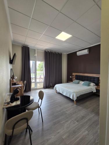 hotel photo